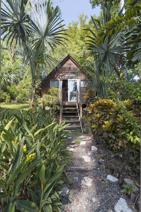 Hotel Hacienda Tijax Jungle Logde Rio Dulce Town Extérieur photo